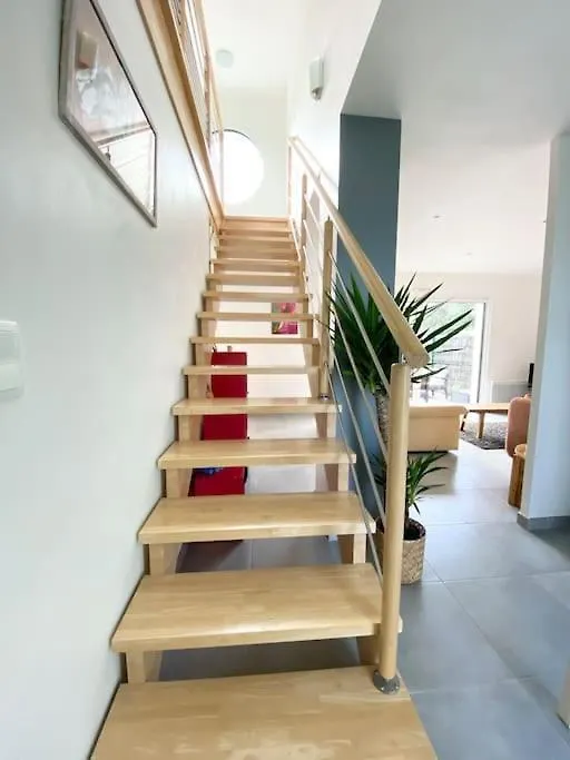 Holiday home Maison De Charme, Les Voiles A Sainte Marine Combrit